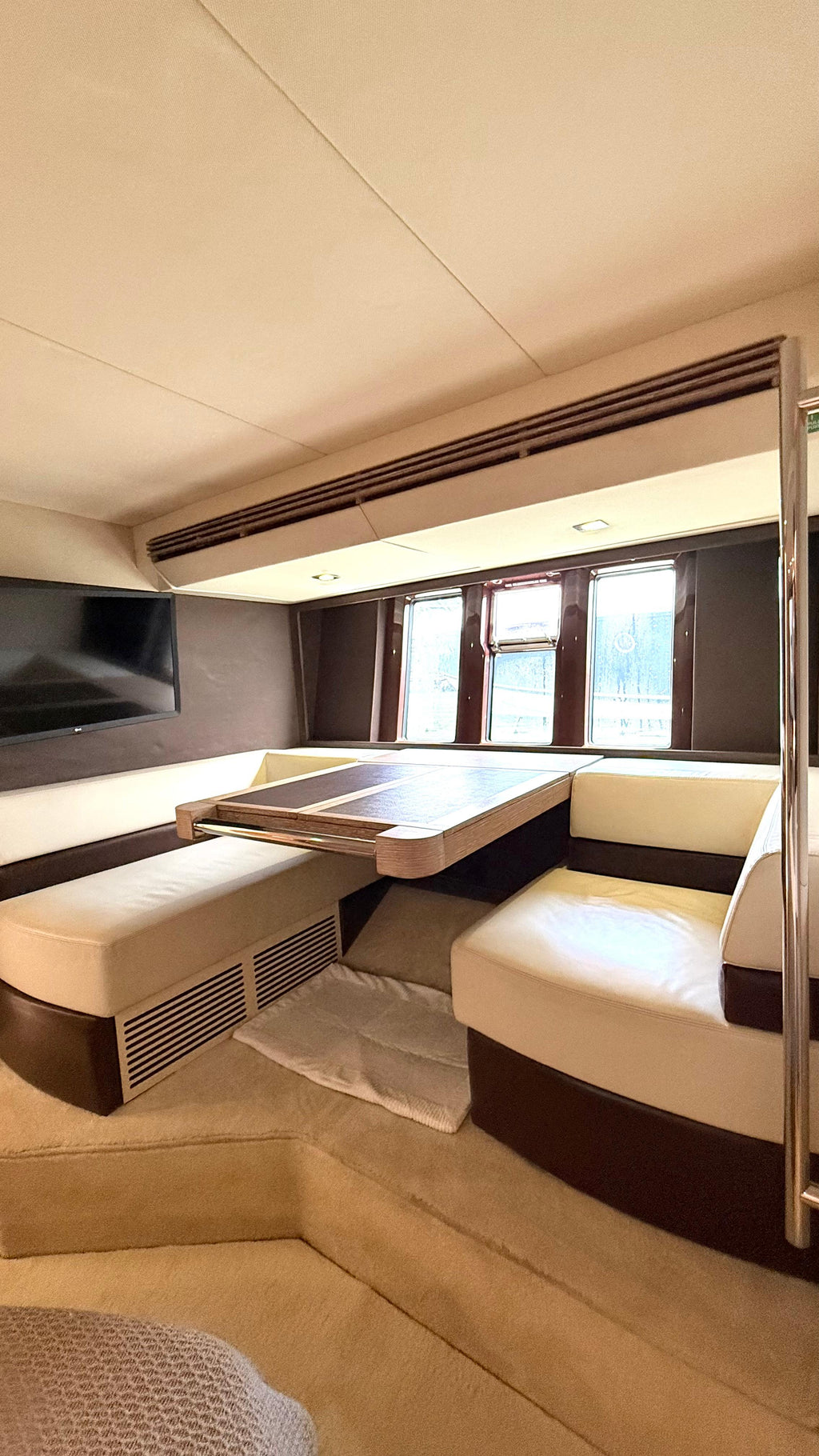 AZIMUT 60