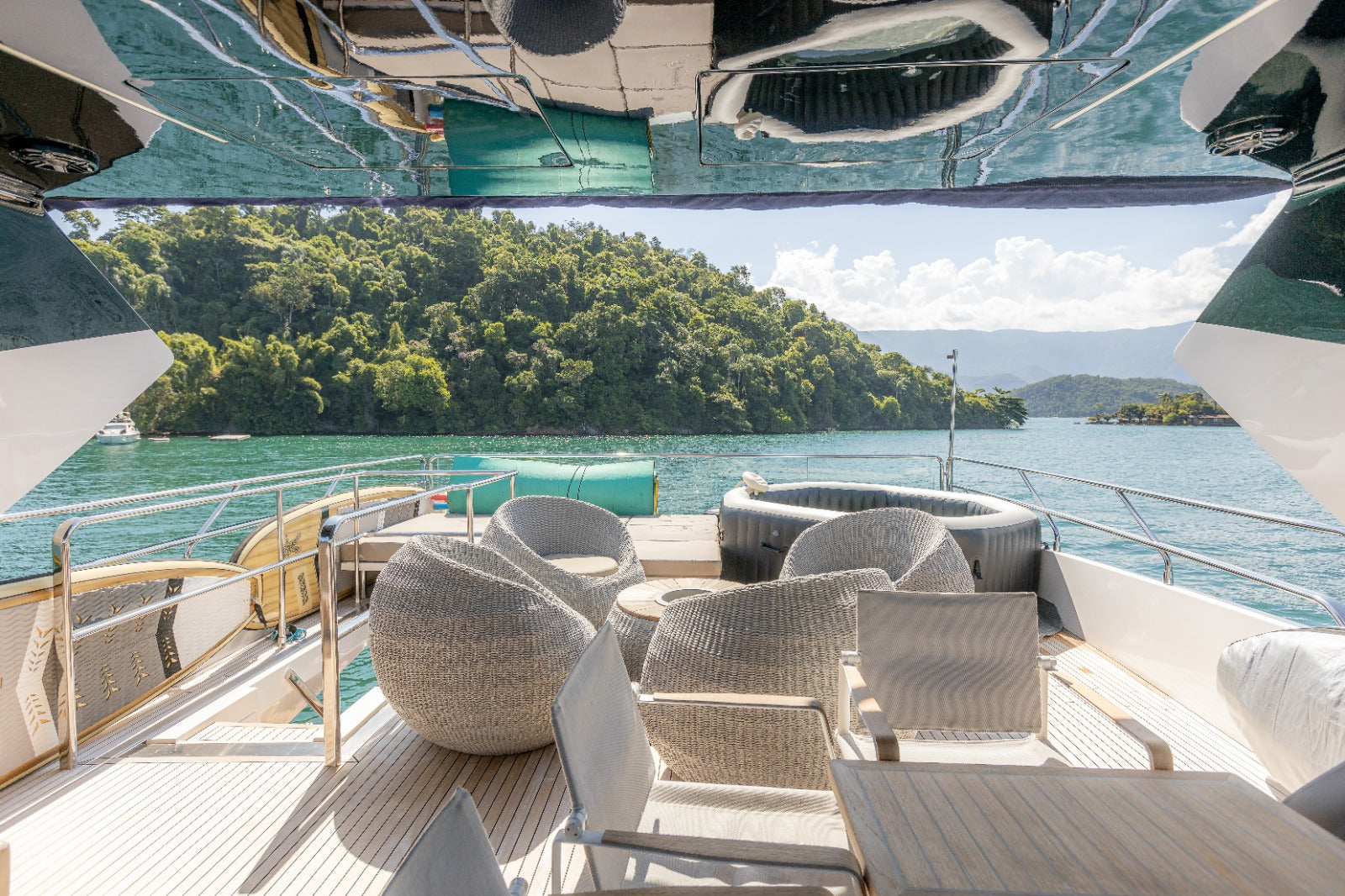 INTERMARINE 24M