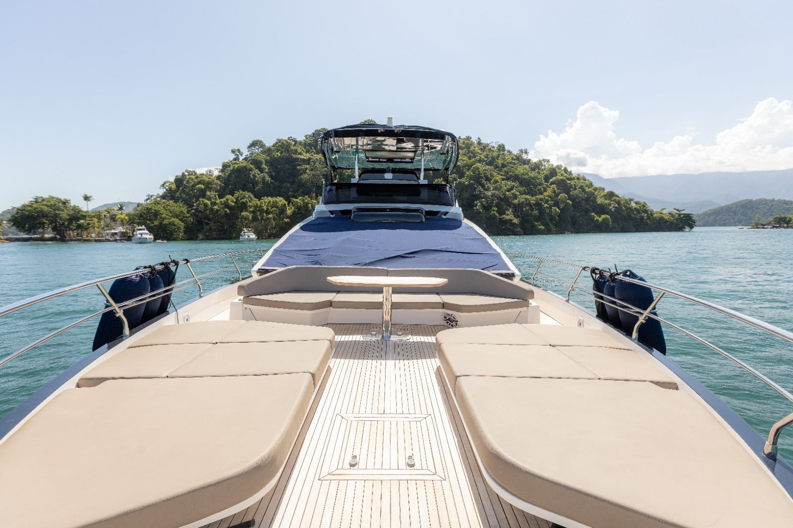INTERMARINE 24M