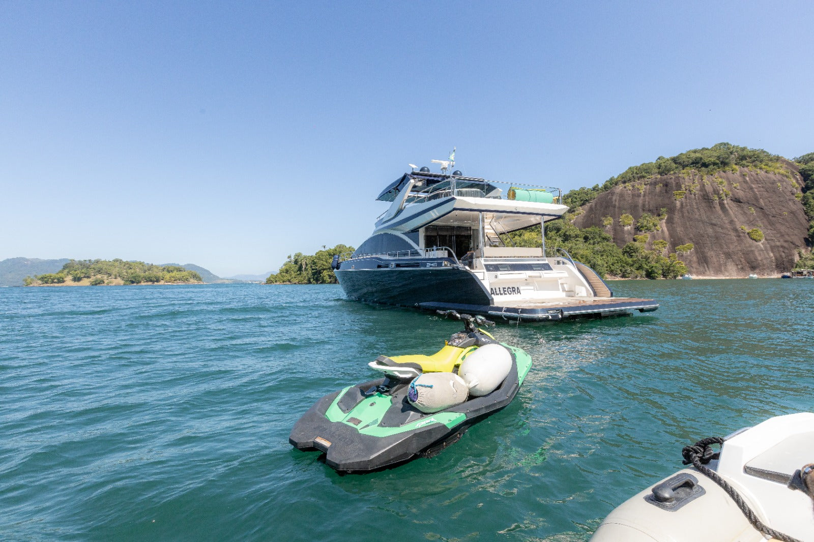 INTERMARINE 24M