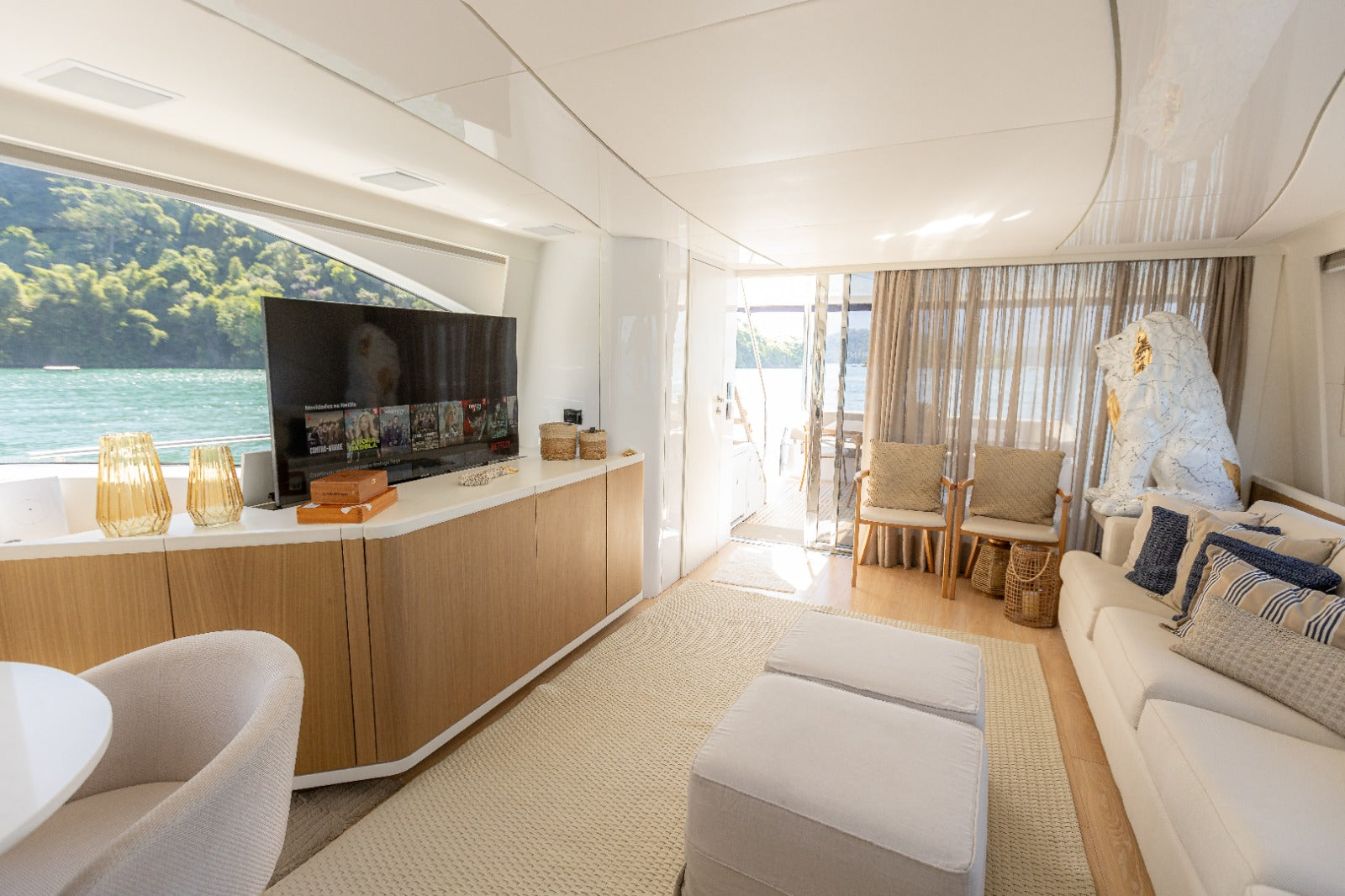 INTERMARINE 24M