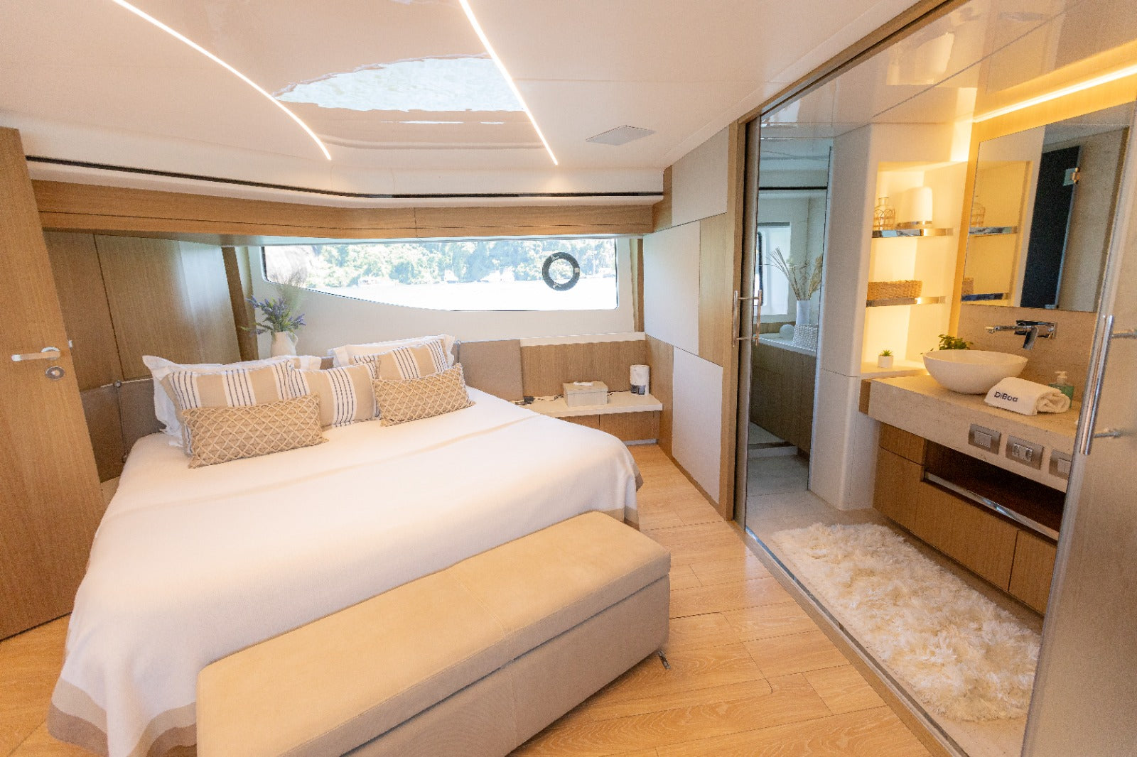 INTERMARINE 24M